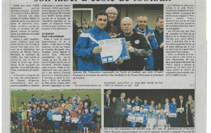 ILS MERITAIENT...ILS MERITAIENT D'ETRE DANS LE JOURNAL LA LA LA ..........