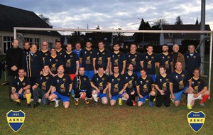 L'équipe de foot adapté reçoit ses équipements