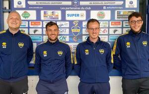 4 éducateurs pour les jeunes en 2020/2021