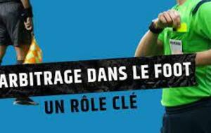 QUI POUR ARBITRER?